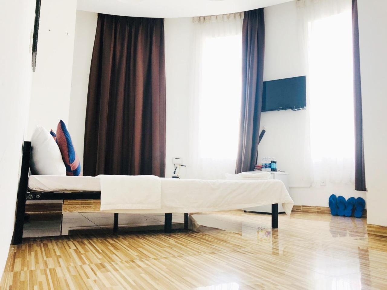 Tuong Van Homestay Da Nang Buitenkant foto
